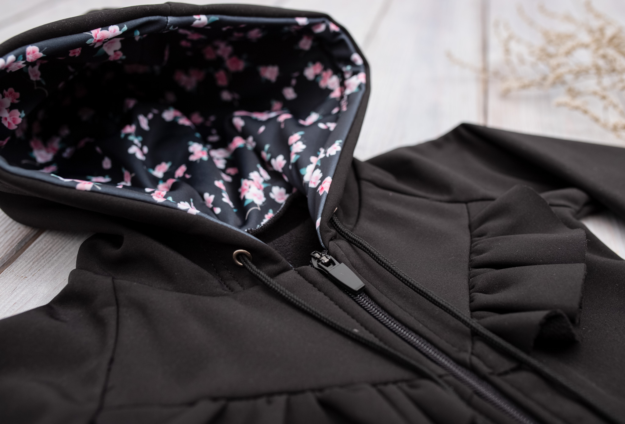 Softshellová bunda s fleecem Černá+Květy